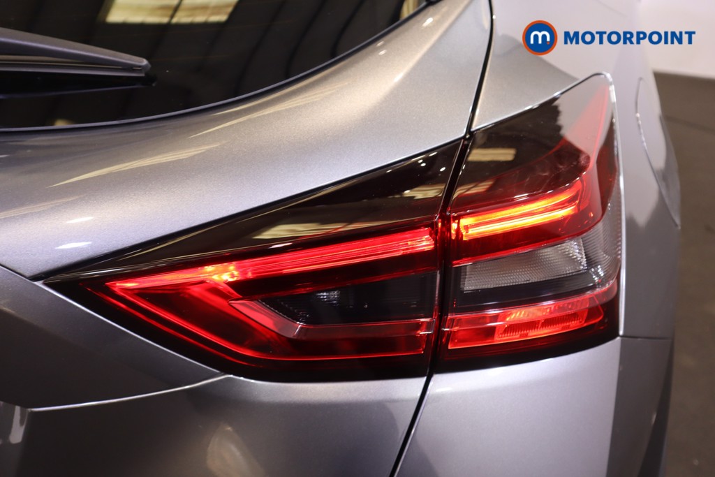 Nissan Juke Tekna Automatic Petrol SUV - Stock Number (1596734) - 30th supplementary image