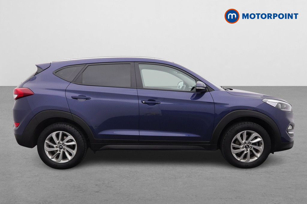 Hyundai Tucson Se Nav Manual Petrol SUV - Stock Number (1596741) - Drivers side