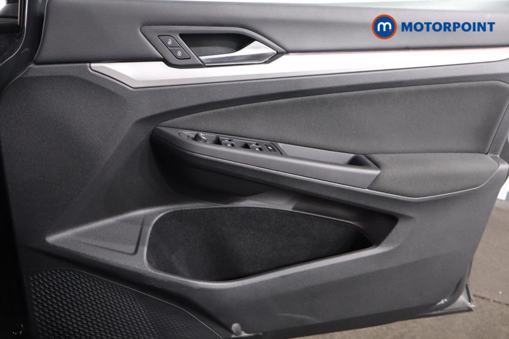 Volkswagen Golf Life Manual Petrol Hatchback - Stock Number (1596936) - 10th supplementary image