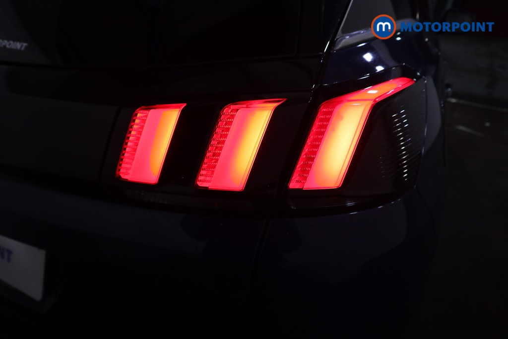 Peugeot 3008 Allure Premium-Plus Manual Petrol SUV - Stock Number (1596992) - 19th supplementary image