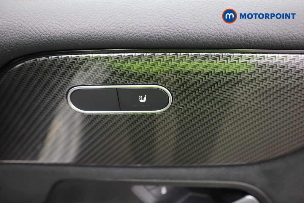 Mercedes-Benz GLB Amg Line Automatic Petrol SUV - Stock Number (1597280) - 17th supplementary image