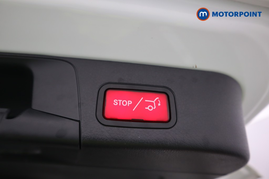 Mercedes-Benz GLB Amg Line Automatic Petrol SUV - Stock Number (1597280) - 29th supplementary image