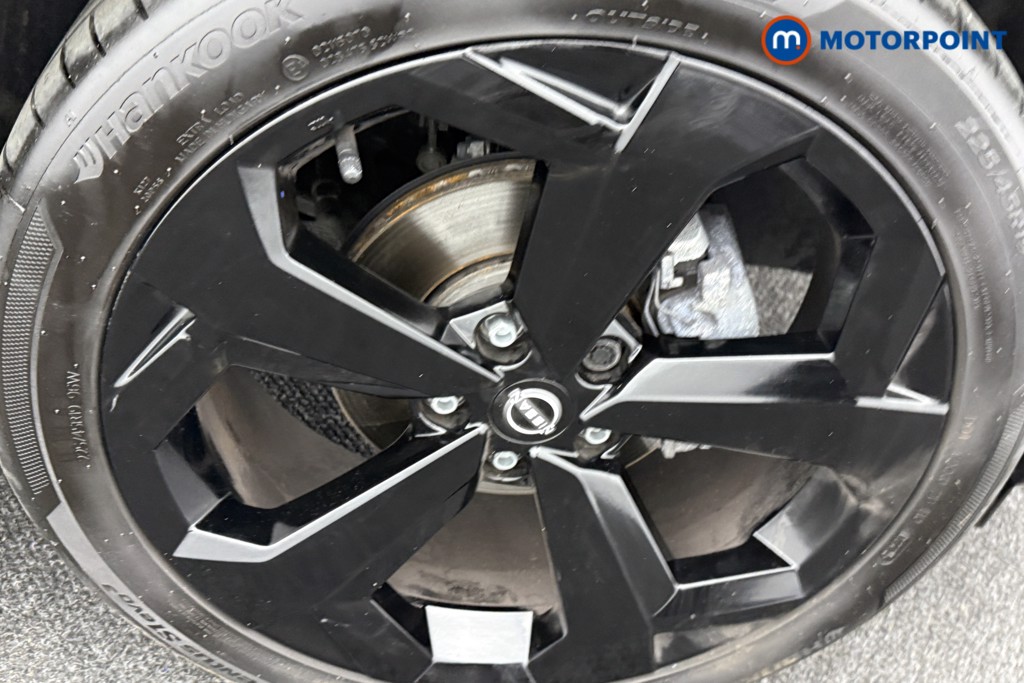 Nissan Juke Tekna Automatic Petrol SUV - Stock Number (1597382) - 32nd supplementary image