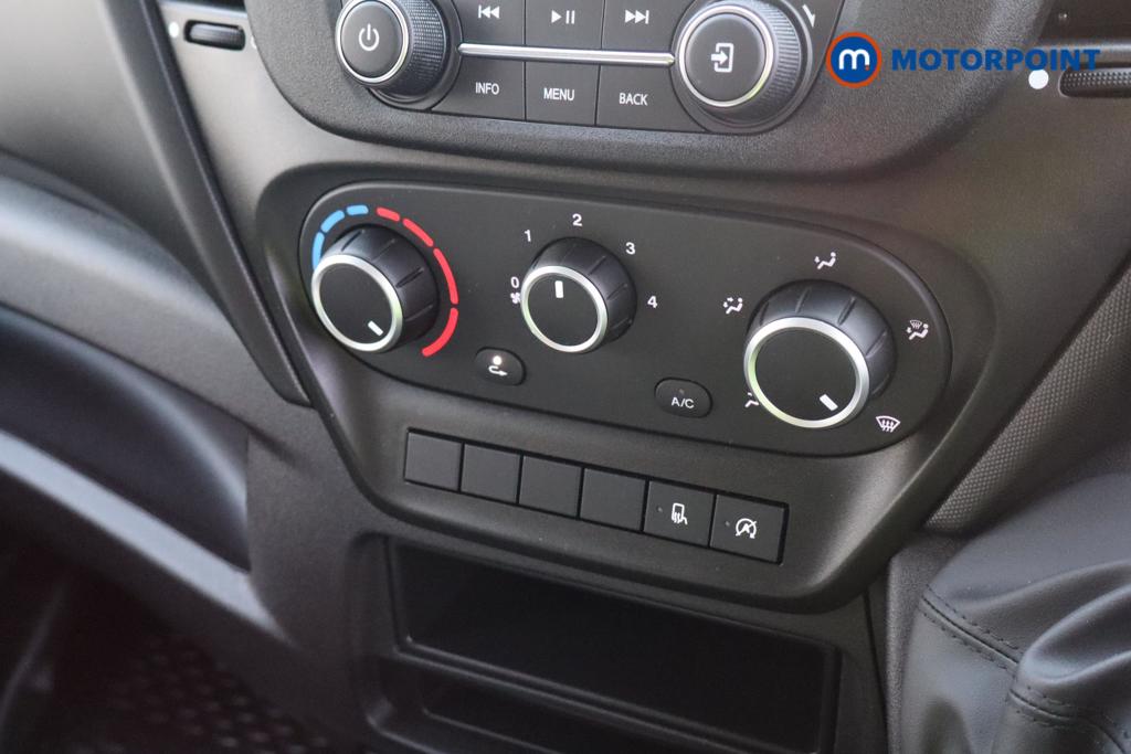 Iveco Daily Business Manual Diesel High Volume-High Roof Van - Stock Number (1597400) - Drivers side