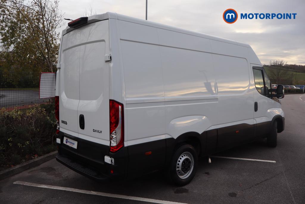Iveco Daily Business Manual Diesel High Volume-High Roof Van - Stock Number (1597406) - 14th supplementary image