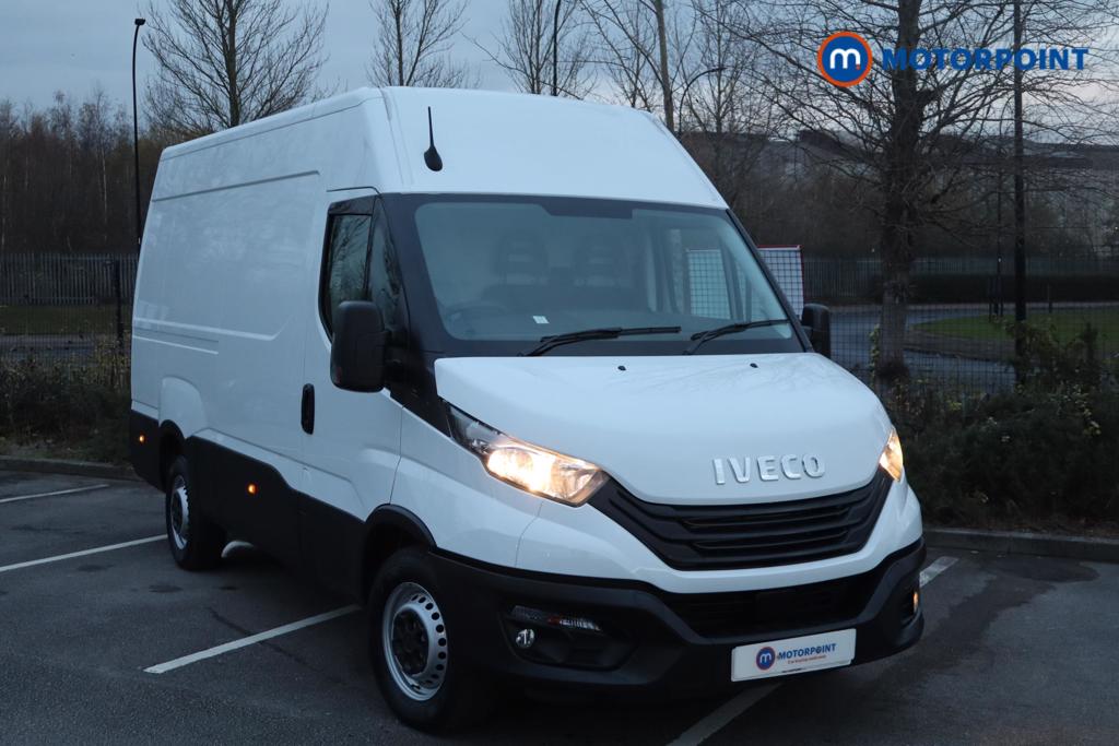 Iveco Daily Business Manual Diesel High Volume-High Roof Van - Stock Number (1597410) - Passenger side front corner