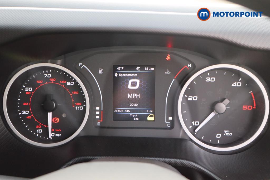 Iveco Daily Business Manual Diesel High Volume-High Roof Van - Stock Number (1597413) - Drivers side