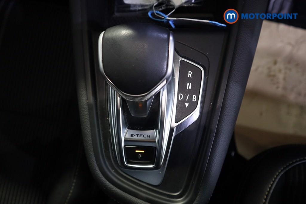 Renault Captur Engineered Automatic Petrol-Electric Hybrid SUV - Stock Number (1597573) - 11th supplementary image