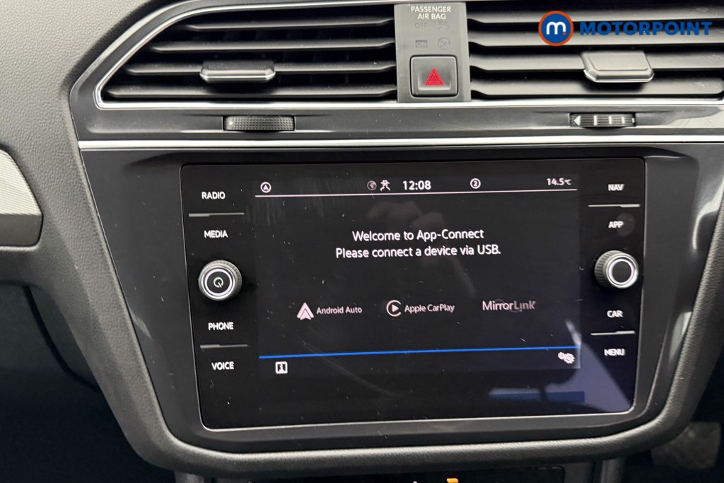 Volkswagen Tiguan Allspace Life Automatic Petrol SUV - Stock Number (1597606) - 2nd supplementary image
