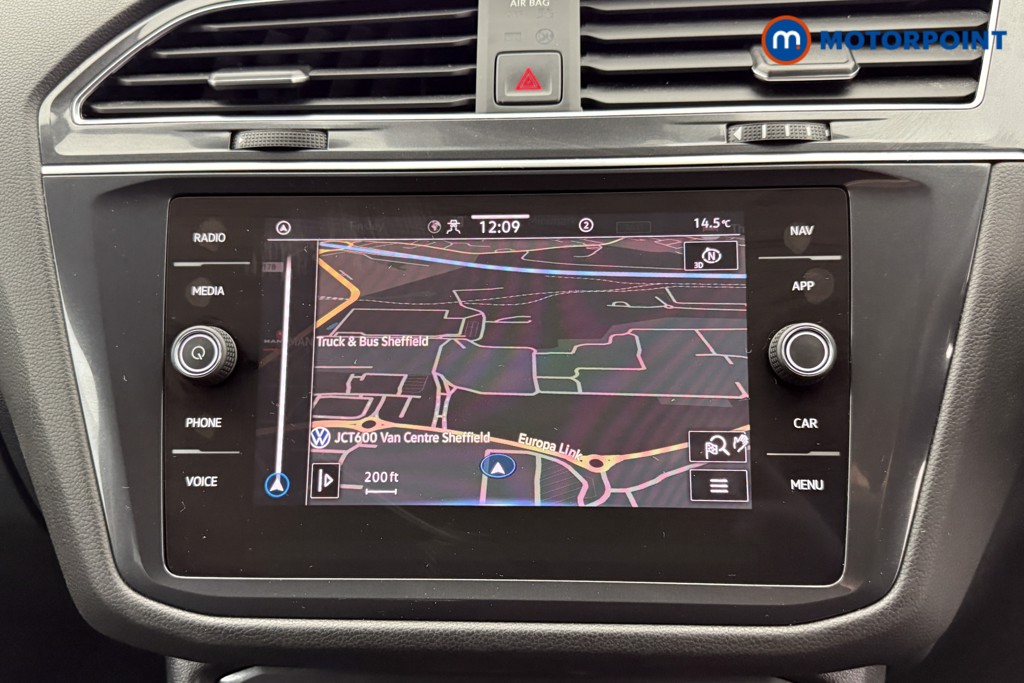 Volkswagen Tiguan Allspace Life Automatic Petrol SUV - Stock Number (1597606) - 9th supplementary image