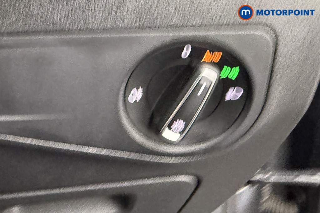 Volkswagen Tiguan Allspace Life Automatic Petrol SUV - Stock Number (1597606) - 16th supplementary image