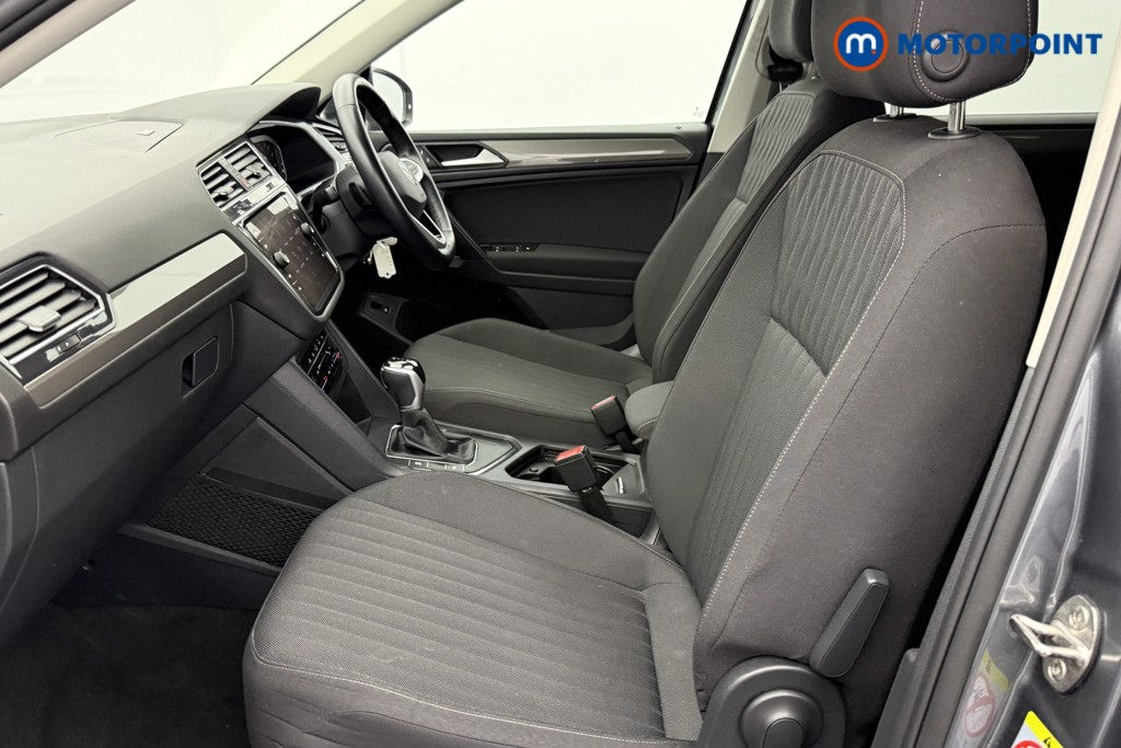 Volkswagen Tiguan Allspace Life Automatic Petrol SUV - Stock Number (1597606) - 24th supplementary image