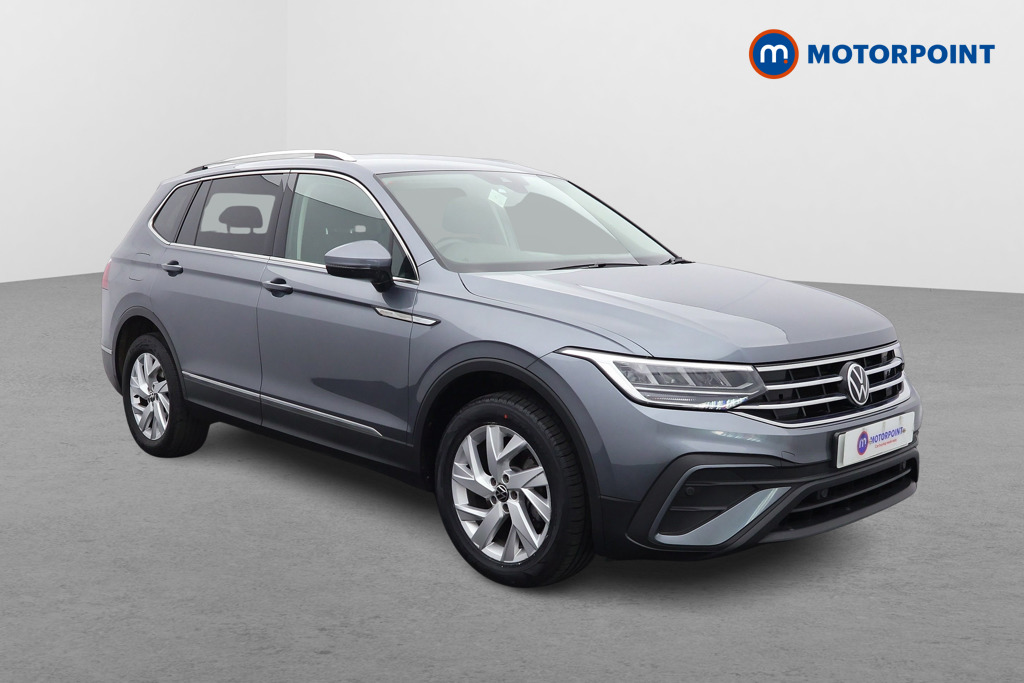 Volkswagen Tiguan Allspace Life Automatic Petrol SUV - Stock Number (1597606) - Drivers side front corner