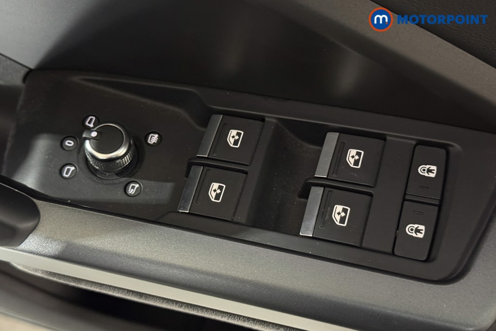 Audi Rs Q3 Rs Q3 Tfsi Quattro 5Dr S Tronic Automatic Petrol SUV - Stock Number (1597673) - 17th supplementary image