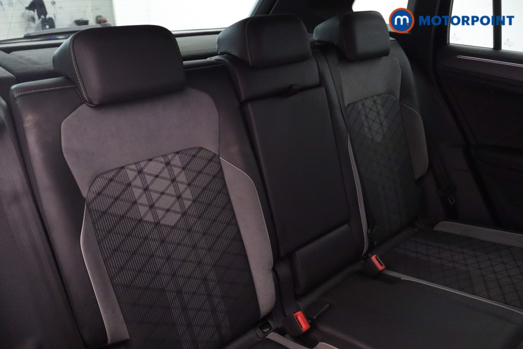 Volkswagen Tiguan R-Line Automatic Petrol SUV - Stock Number (1597834) - 17th supplementary image