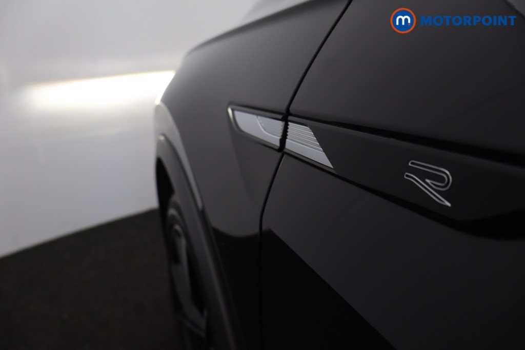 Volkswagen Tiguan R-Line Automatic Petrol SUV - Stock Number (1597834) - 26th supplementary image