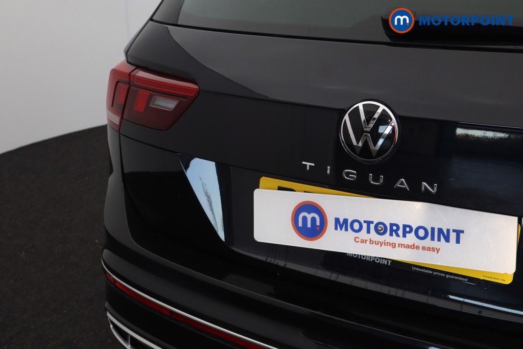 Volkswagen Tiguan R-Line Automatic Petrol SUV - Stock Number (1597834) - 33rd supplementary image