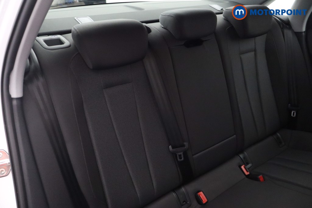 Audi A4 Technik Automatic Petrol Saloon - Stock Number (1597929) - 17th supplementary image