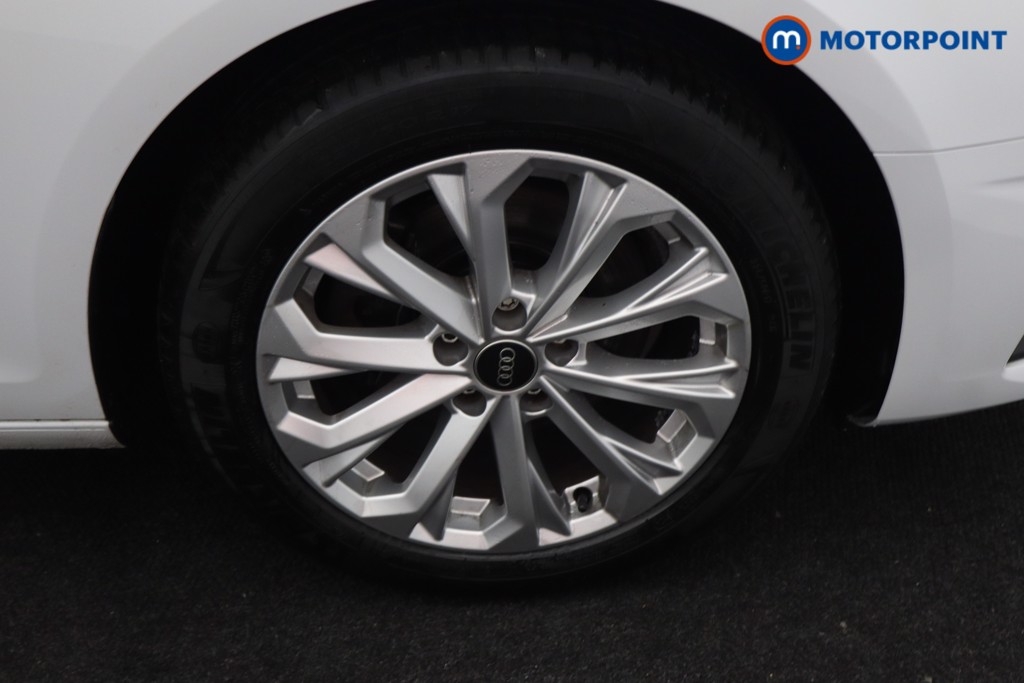 Audi A4 Technik Automatic Petrol Saloon - Stock Number (1597929) - 23rd supplementary image