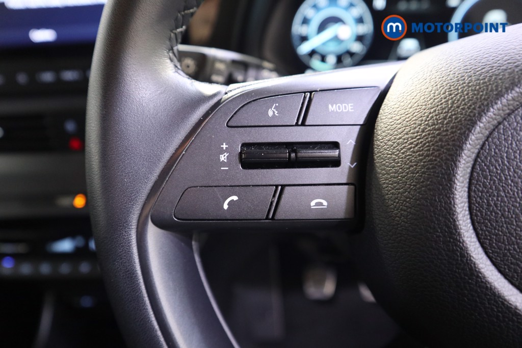 Hyundai Bayon Premium Manual Petrol SUV - Stock Number (1597982) - 4th supplementary image