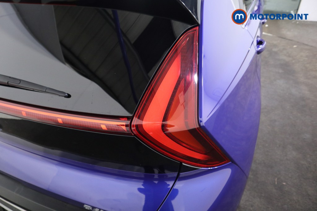 Hyundai Bayon Premium Manual Petrol SUV - Stock Number (1597982) - 18th supplementary image