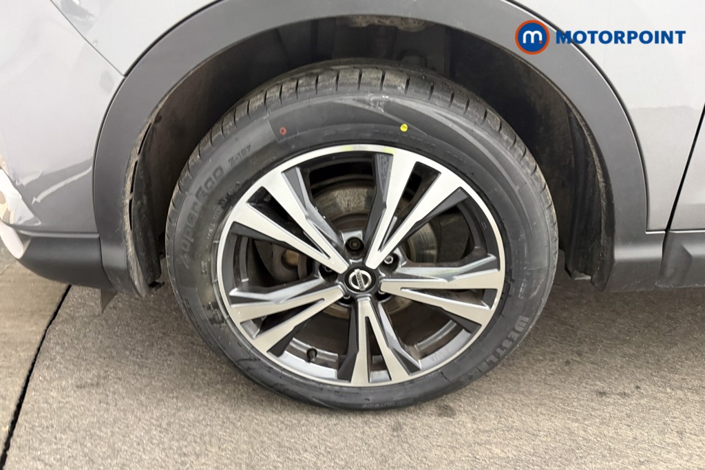 Nissan Qashqai N-Connecta Manual Petrol SUV - Stock Number (1598391) - 35th supplementary image