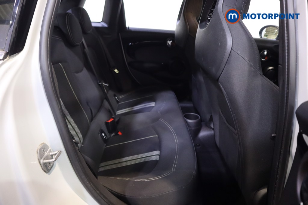 Mini Hatchback Cooper S Sport Automatic Petrol Hatchback - Stock Number (1598428) - 7th supplementary image