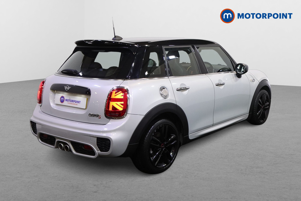Mini Hatchback Cooper S Sport Automatic Petrol Hatchback - Stock Number (1598428) - Drivers side rear corner