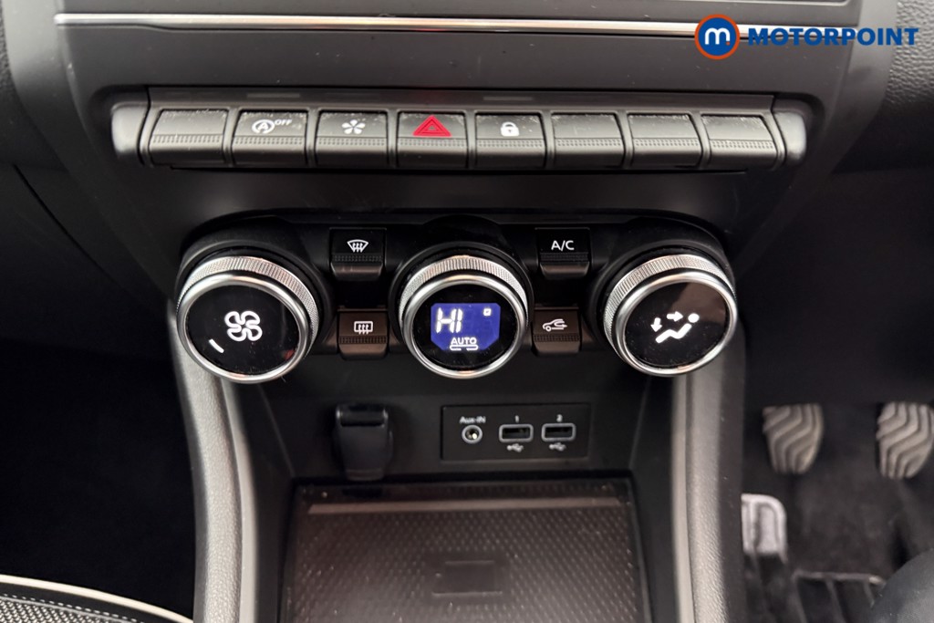 Renault Captur Techno Manual Petrol SUV - Stock Number (1598510) - 10th supplementary image