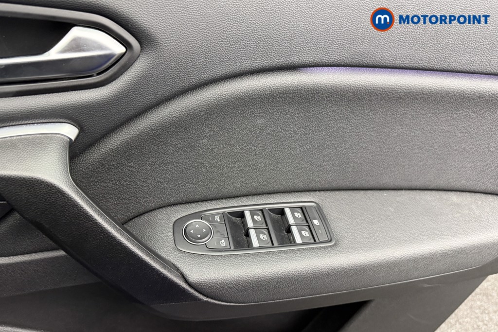 Renault Captur Techno Manual Petrol SUV - Stock Number (1598510) - 15th supplementary image