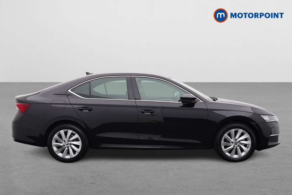 Skoda Octavia Se L Automatic Petrol Hatchback - Stock Number (1598614) - Drivers side