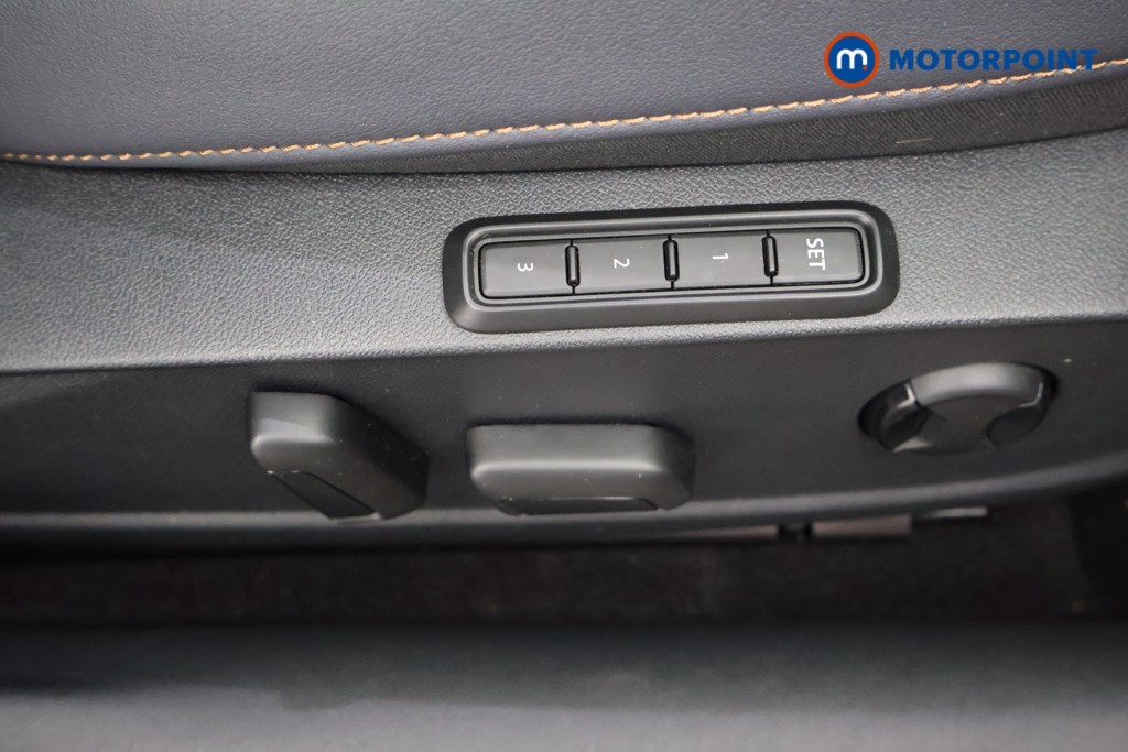 Cupra Leon VZ2 Automatic Petrol Estate - Stock Number (1598966) - 12th supplementary image