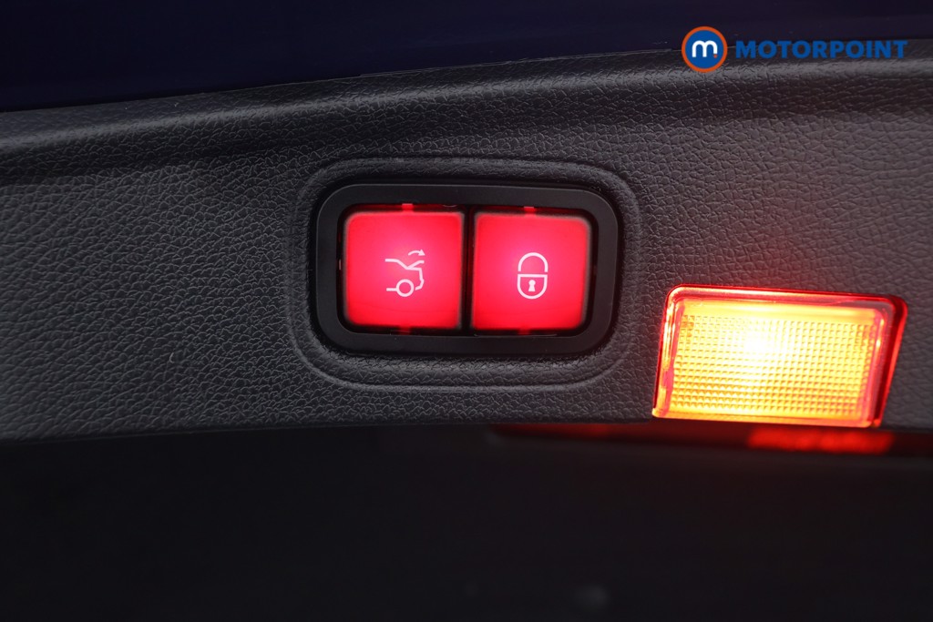 Mercedes-Benz C Class Amg Line Automatic Petrol Coupe - Stock Number (1599157) - 19th supplementary image