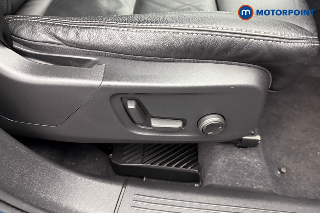 Volvo Xc40 Ultimate Automatic Petrol Plug-In Hybrid SUV - Stock Number (1599524) - 18th supplementary image