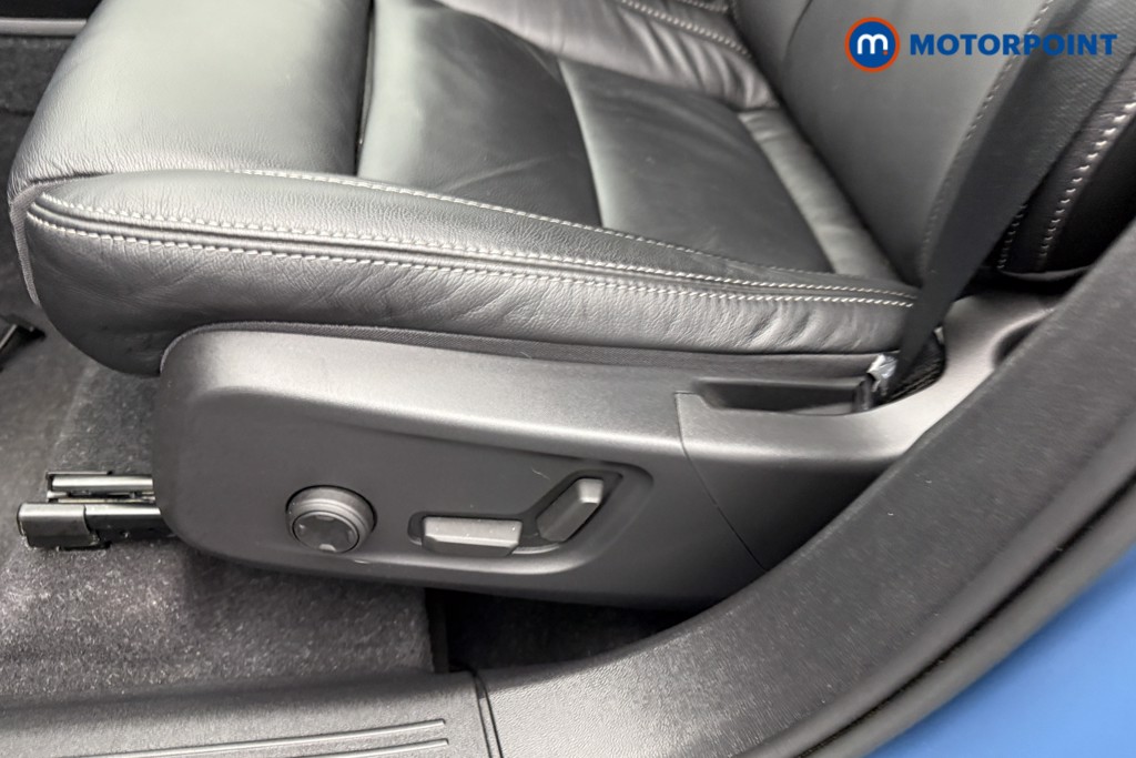 Volvo Xc40 Ultimate Automatic Petrol Plug-In Hybrid SUV - Stock Number (1599524) - 26th supplementary image