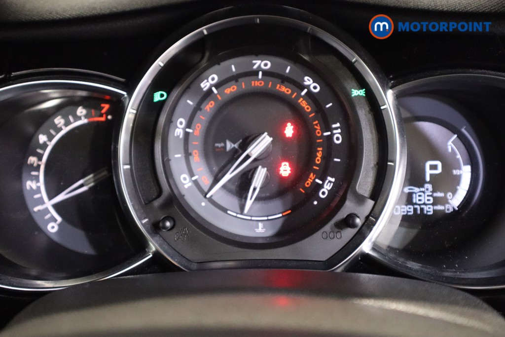 DS Ds 3 Forever Automatic Petrol Hatchback - Stock Number (1599530) - 4th supplementary image