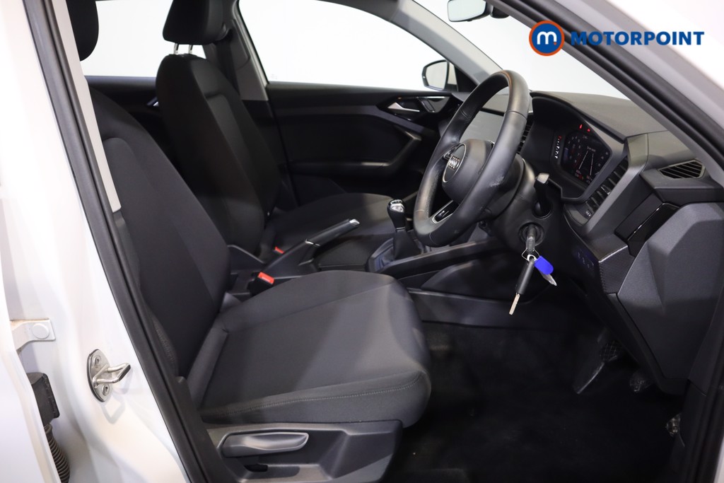 Audi A1 Technik Manual Petrol Hatchback - Stock Number (1599562) - 6th supplementary image