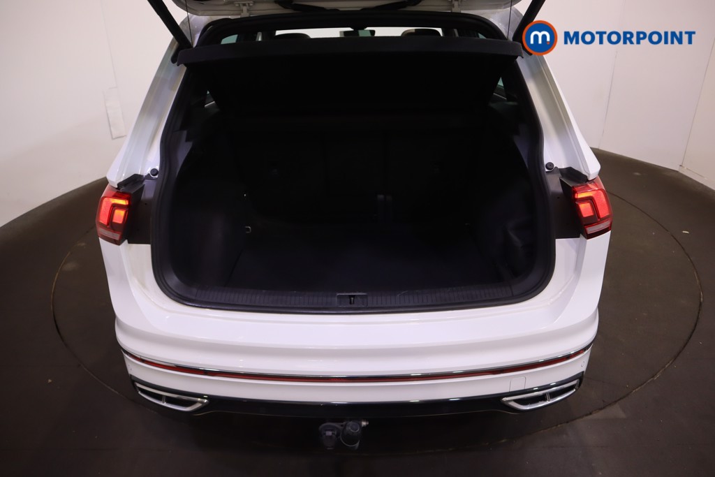 Volkswagen Tiguan R-Line Automatic Petrol SUV - Stock Number (1599777) - 9th supplementary image