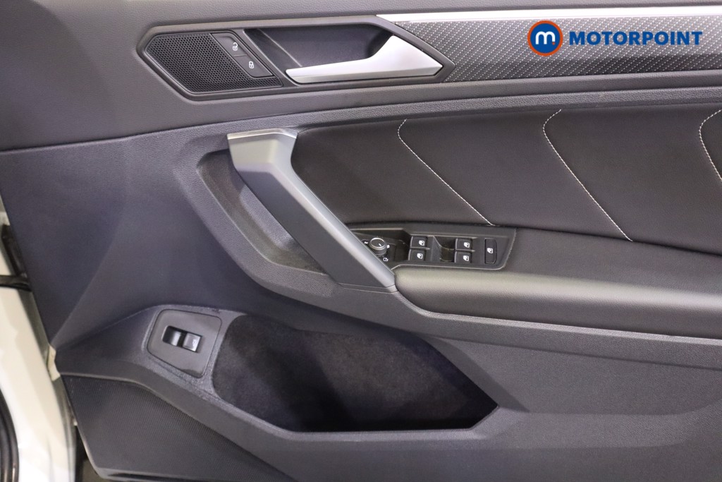 Volkswagen Tiguan R-Line Automatic Petrol SUV - Stock Number (1599777) - 14th supplementary image