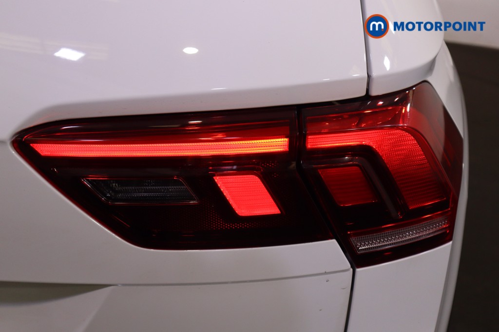 Volkswagen Tiguan R-Line Automatic Petrol SUV - Stock Number (1599777) - 35th supplementary image