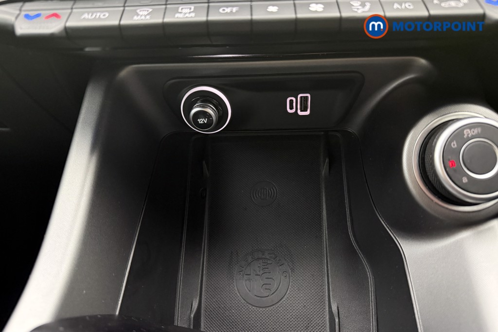 Alfa Romeo Tonale Sprint Automatic Petrol SUV - Stock Number (1599796) - 14th supplementary image