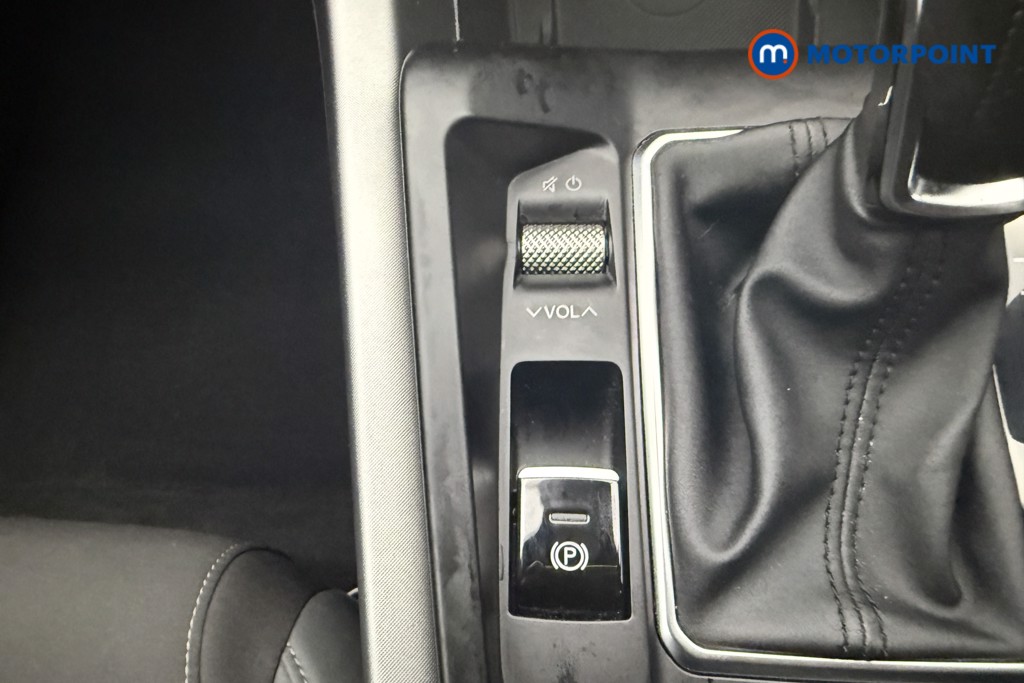 Alfa Romeo Tonale Sprint Automatic Petrol SUV - Stock Number (1599796) - 17th supplementary image