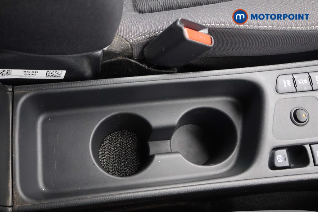 Toyota Yaris Design Automatic Petrol-Electric Hybrid Hatchback - Stock Number (1599987) - 11th supplementary image