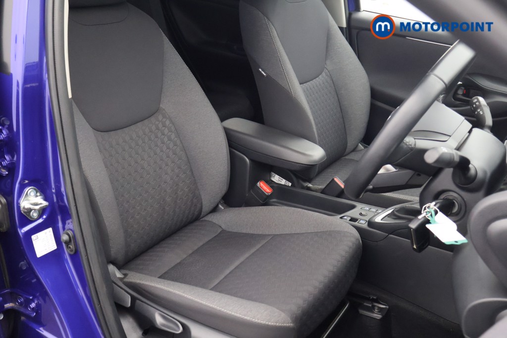 Toyota Yaris Design Automatic Petrol-Electric Hybrid Hatchback - Stock Number (1599987) - 14th supplementary image