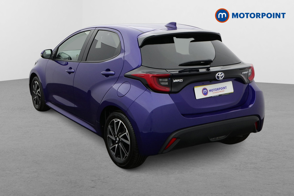 Toyota Yaris Design Automatic Petrol-Electric Hybrid Hatchback - Stock Number (1599987) - Passenger side rear corner