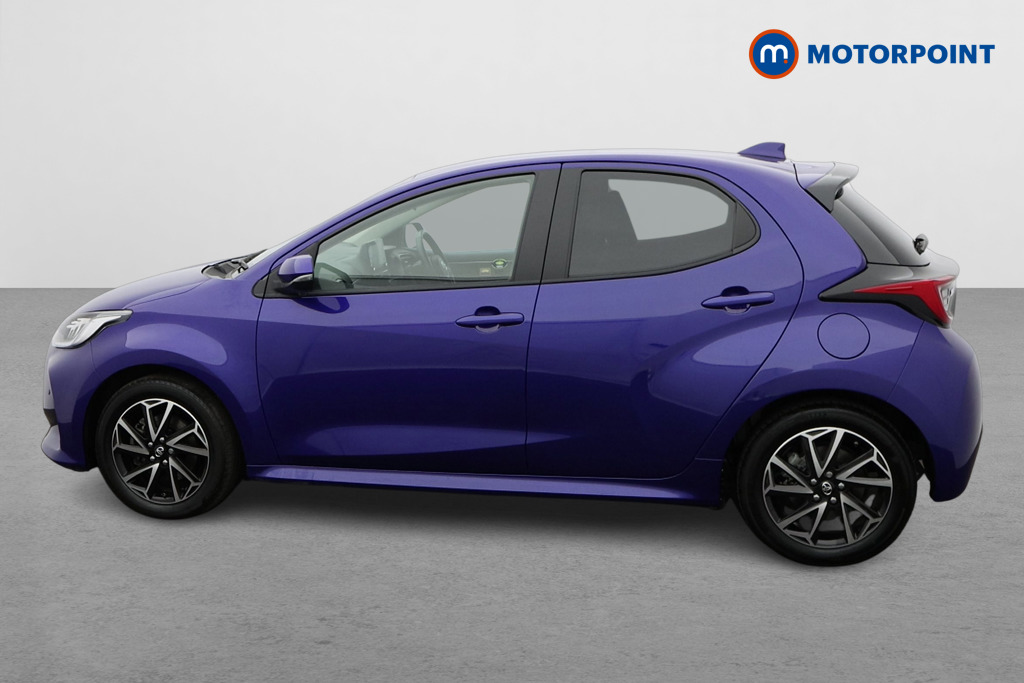 Toyota Yaris Design Automatic Petrol-Electric Hybrid Hatchback - Stock Number (1599987) - Passenger side