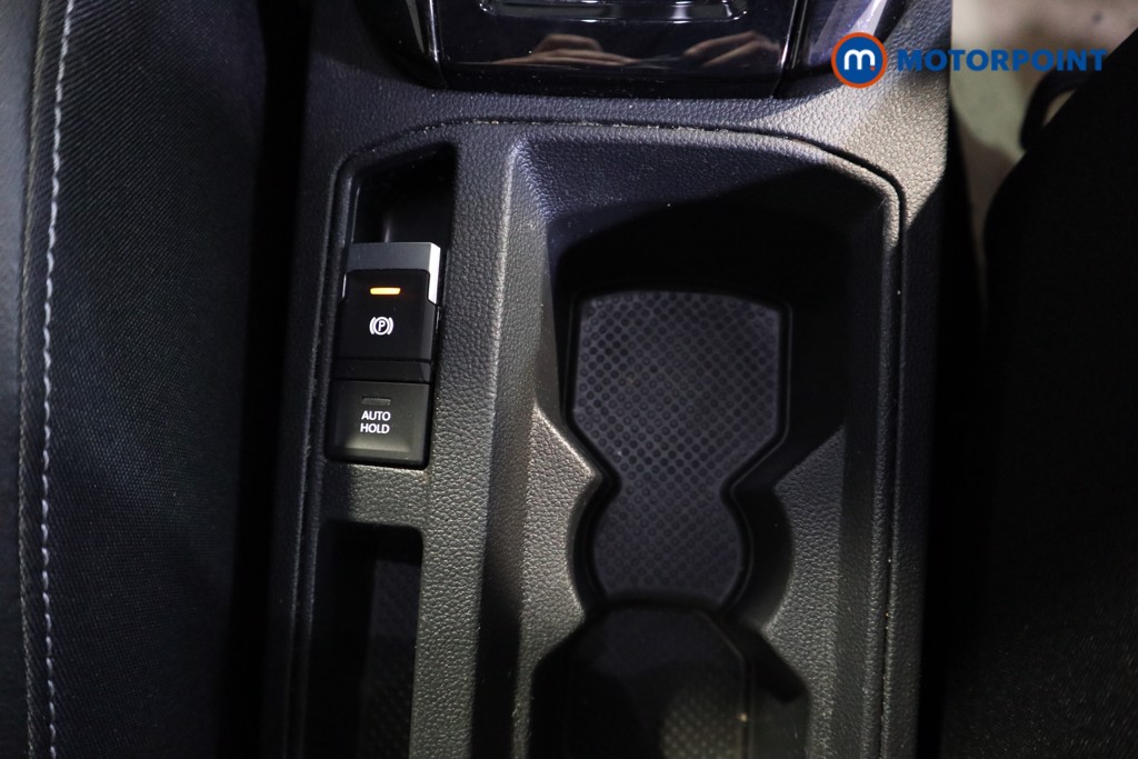 Volkswagen T-Roc R-Line Manual Petrol SUV - Stock Number (1600048) - 12th supplementary image