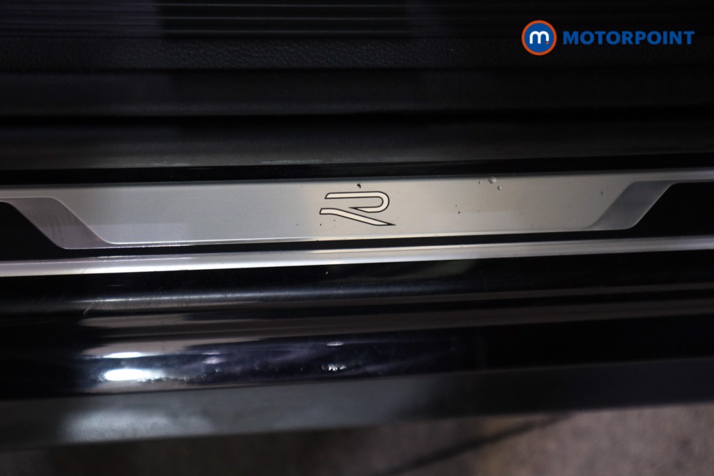 Volkswagen T-Roc R-Line Manual Petrol SUV - Stock Number (1600048) - 15th supplementary image