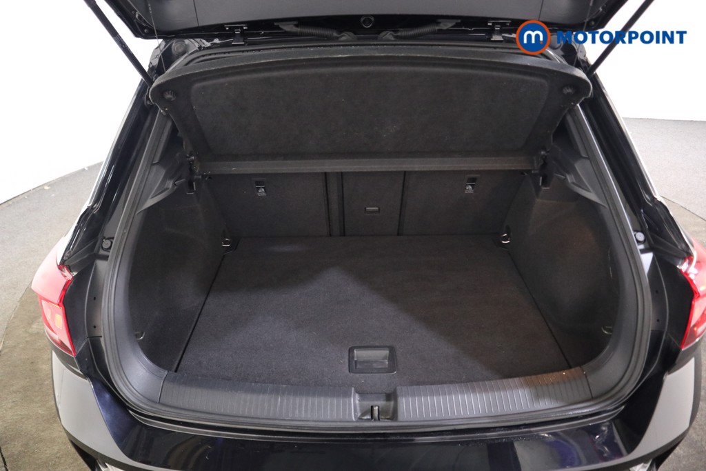 Volkswagen T-Roc R-Line Manual Petrol SUV - Stock Number (1600048) - 19th supplementary image