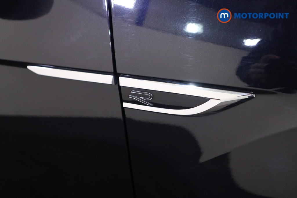 Volkswagen T-Roc R-Line Manual Petrol SUV - Stock Number (1600048) - 30th supplementary image